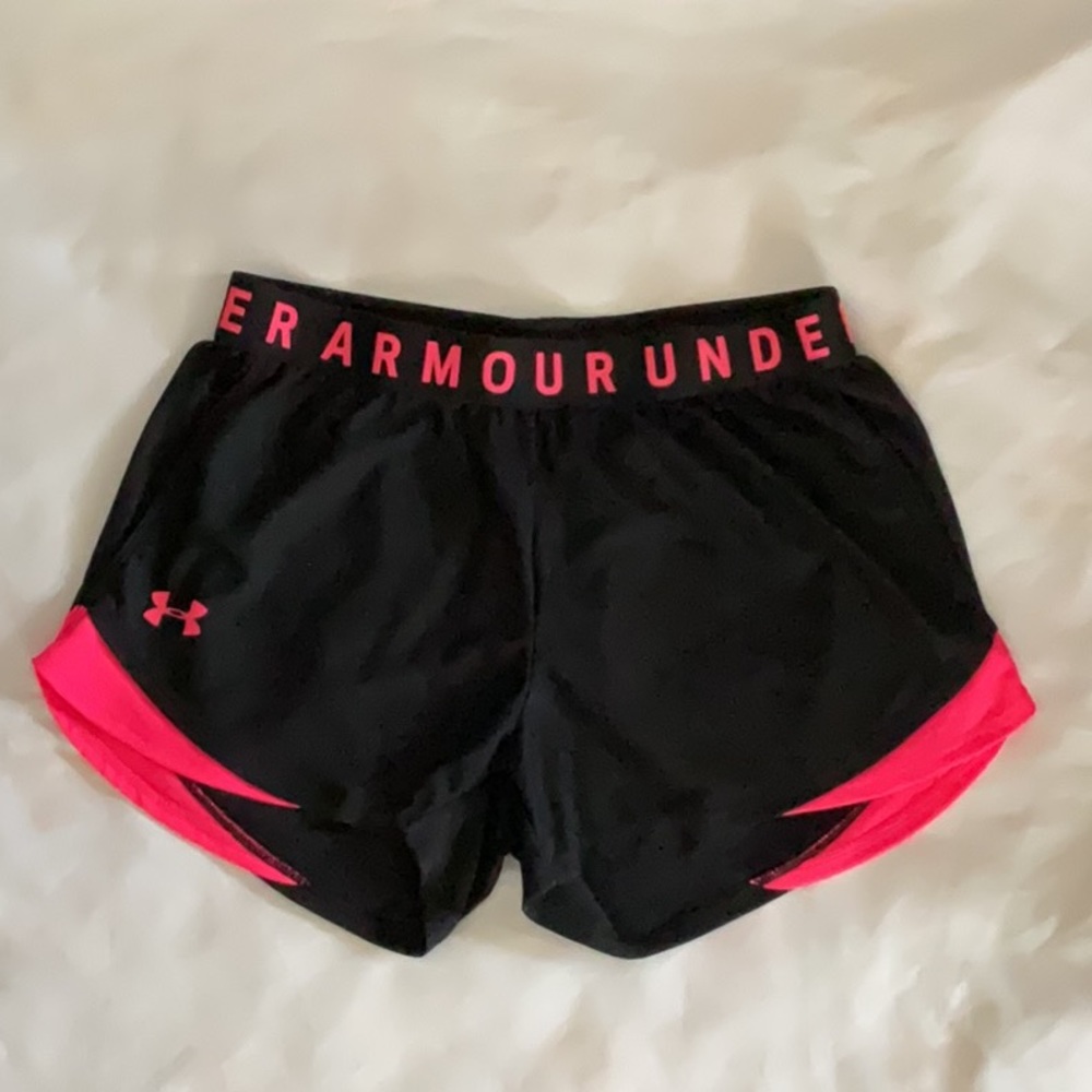 NEON PINK UNDERARMOUR SHORTS